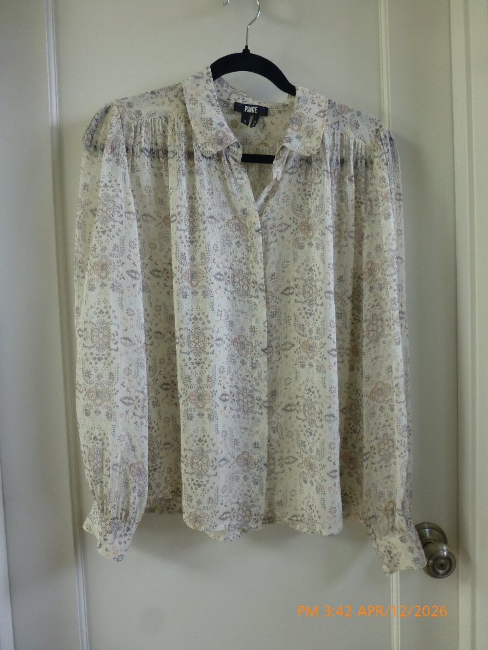 PAIGE Floral Silk Long Sleeve Button Up Blouse Size S Feminine Top